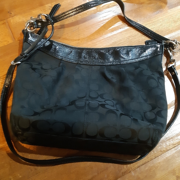 Coach black bag - Picture 1 of 1